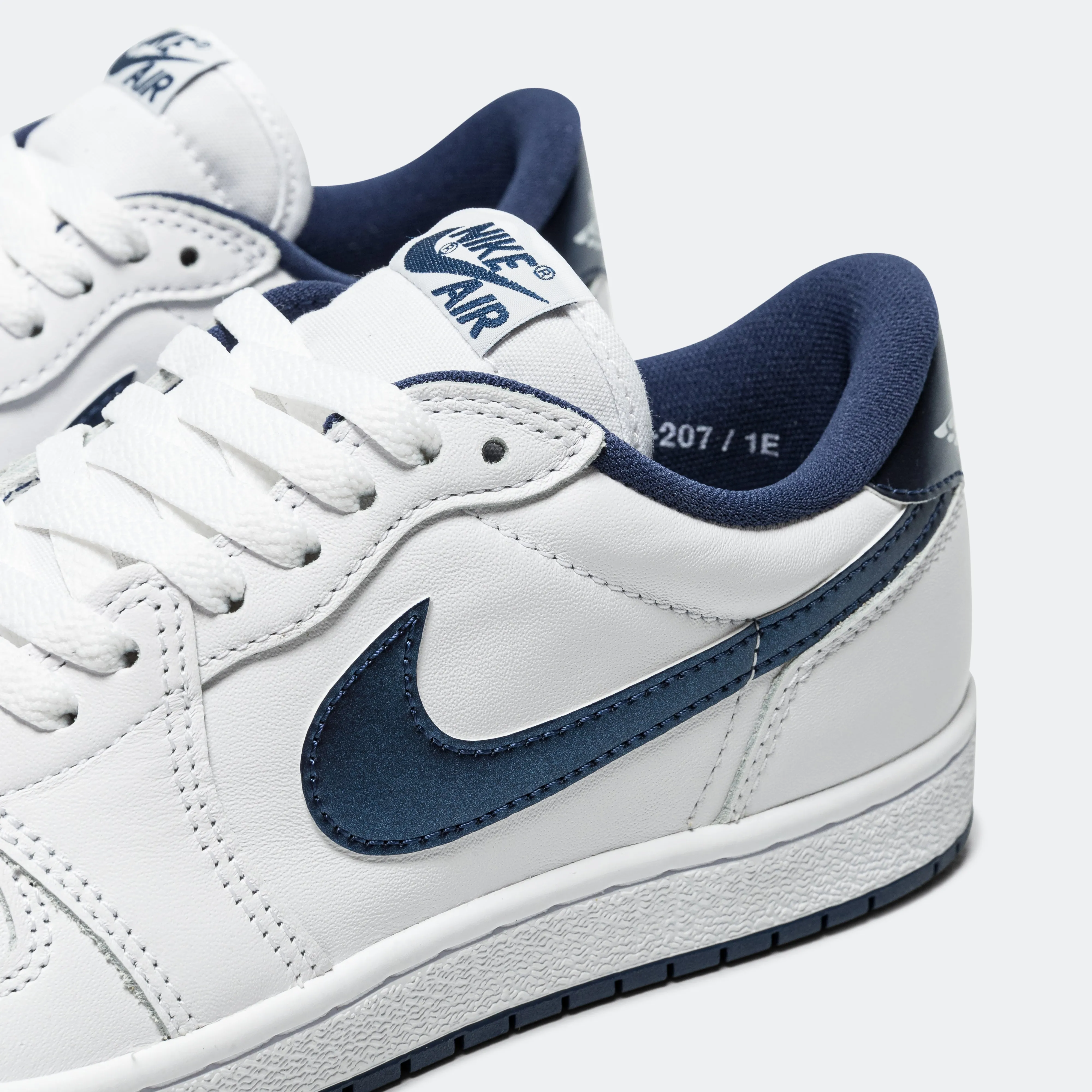 Air Jordan 1 Low 85 - White/Metallic Navy