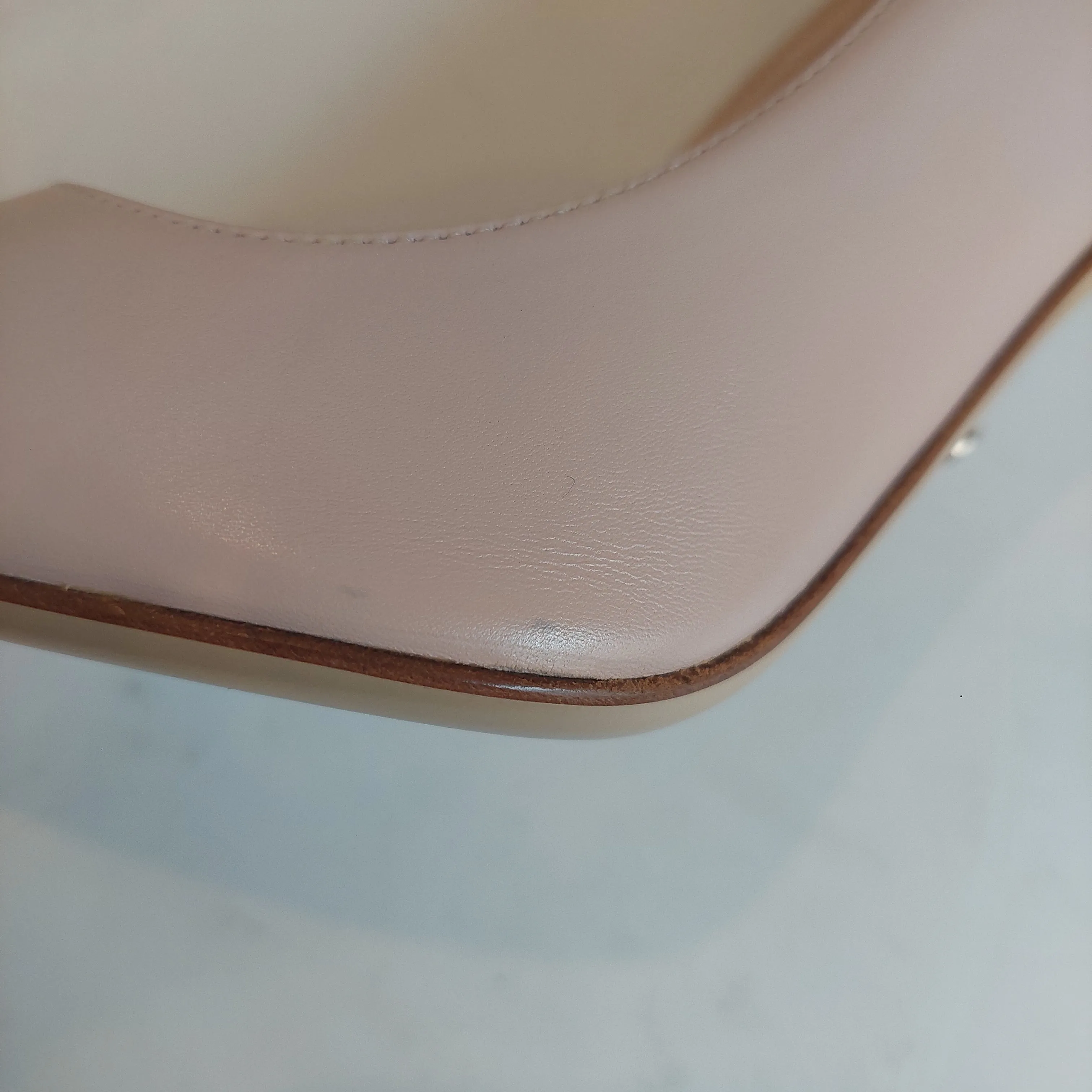 DIOR Nude Pink Pointed Leather Pumps | Like New |