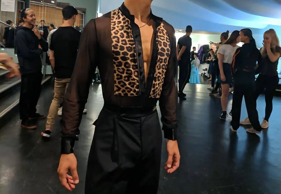 Stylish Leopard Print Dance Shirt