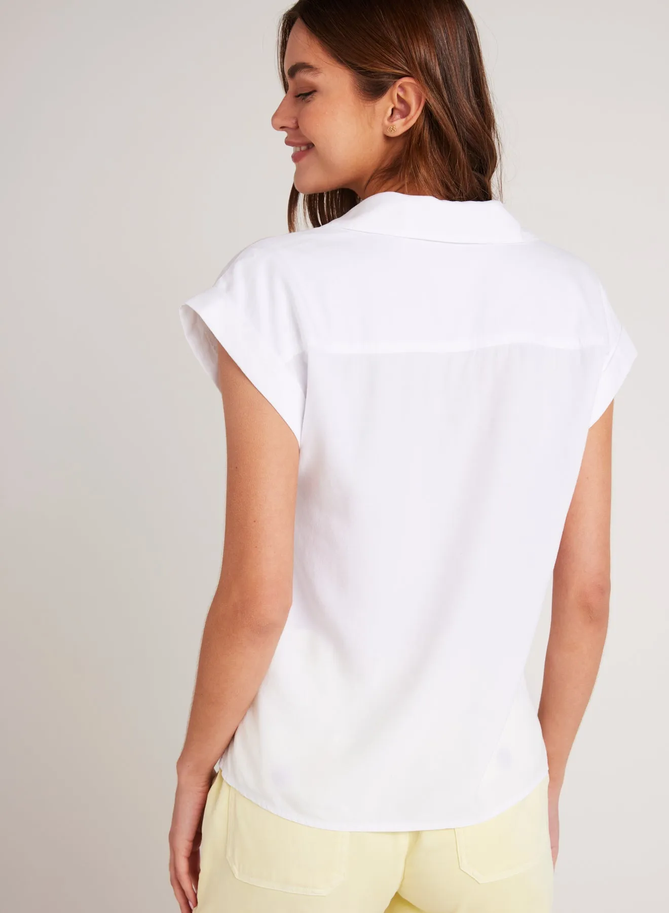 Two Pocket Short Sleeve Shirt - White