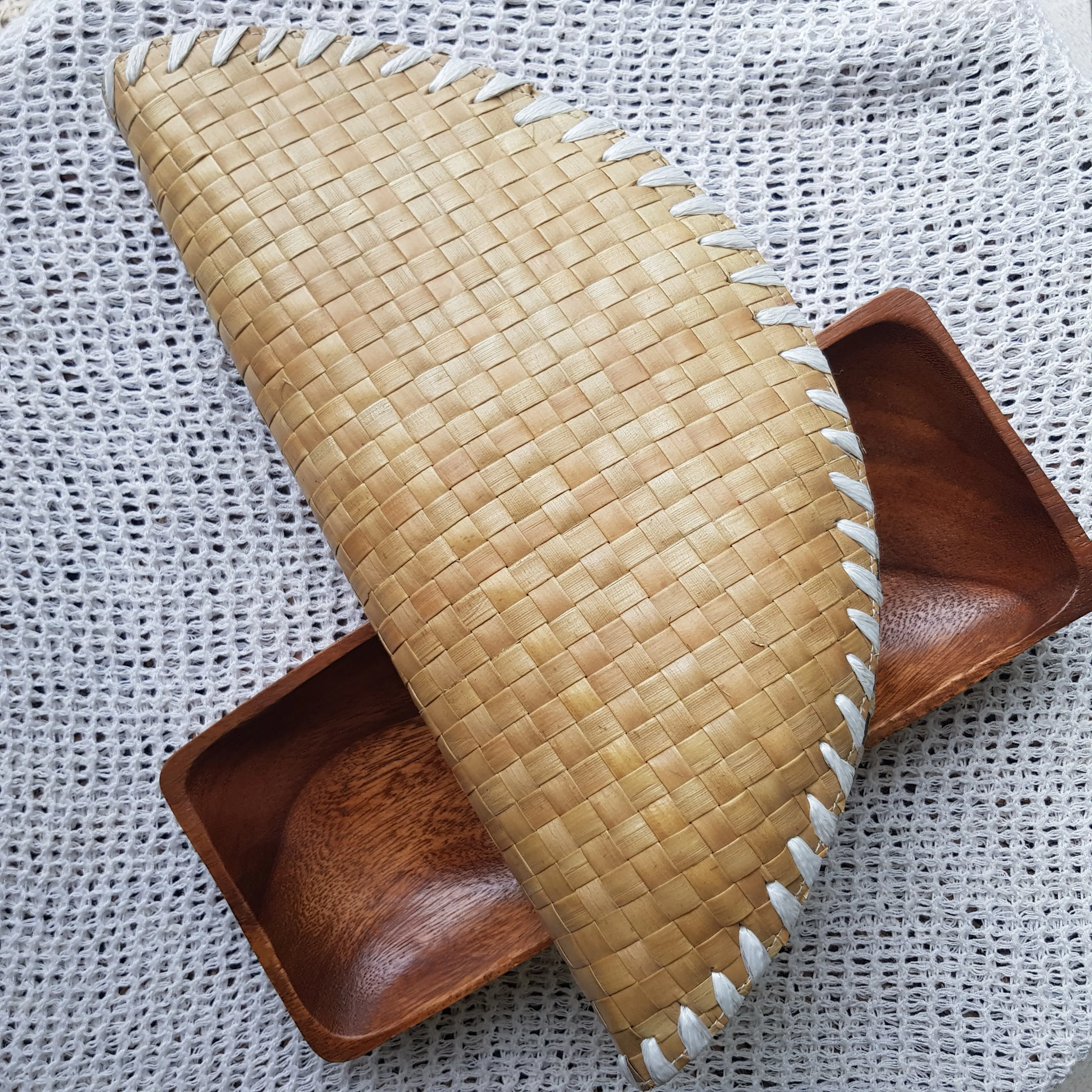 XL Empanada Clutch (Natural)